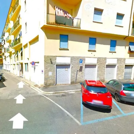 Sarpi Flat Florence